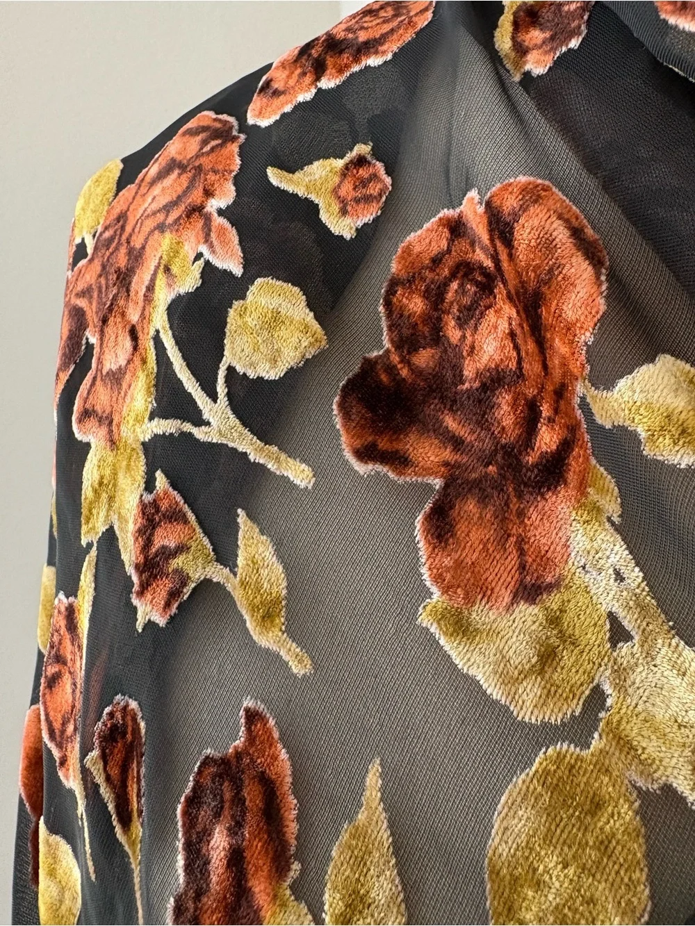 None womens velvet